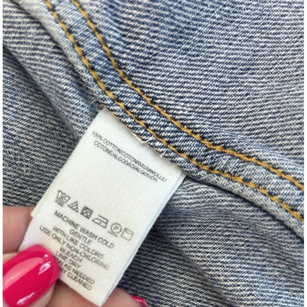 Free People Oversized Distressed Denim Raw Hem Jacket Size XS - Picture 6 of 9